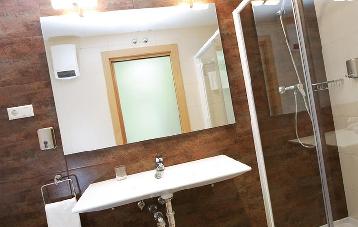 Imagen general del Hotel VILLA DE LOS ARCOS. Foto 7