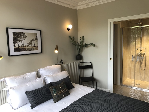 Imagen de la habitación del Hotel VILLA JOSEPHINE, Deauville. Foto 5