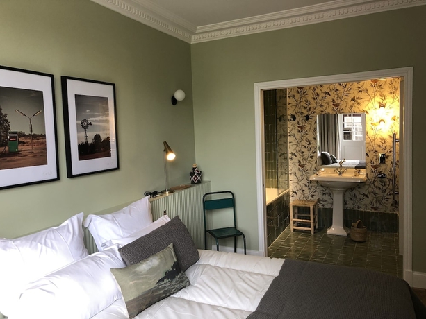 Imagen de la habitación del Hotel VILLA JOSEPHINE, Deauville. Foto 12