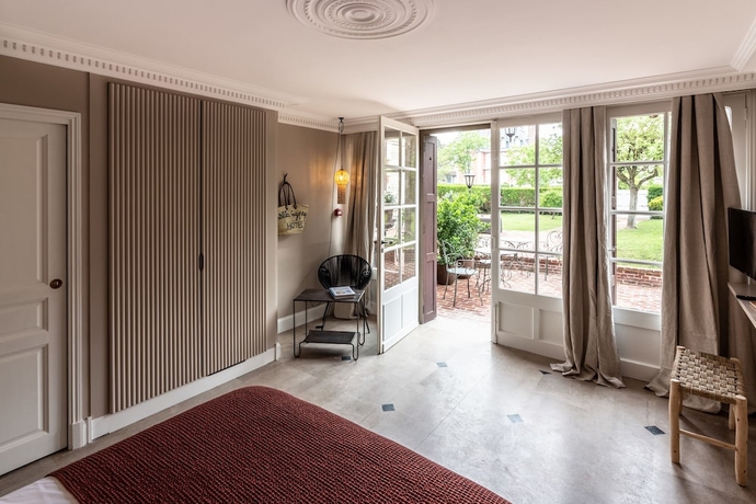 Imagen de la habitación del Hotel VILLA JOSEPHINE, Deauville. Foto 17