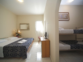 Imagen de la habitación del Hotel VILLA KATIA. Foto 6