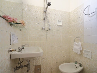 Imagen de la habitación del Hotel VILLA KATIA. Foto 9