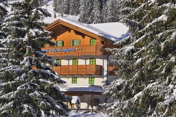 Imagen general del Hotel VILLA MARGHERITA, Pozza di Fassa. Foto 6