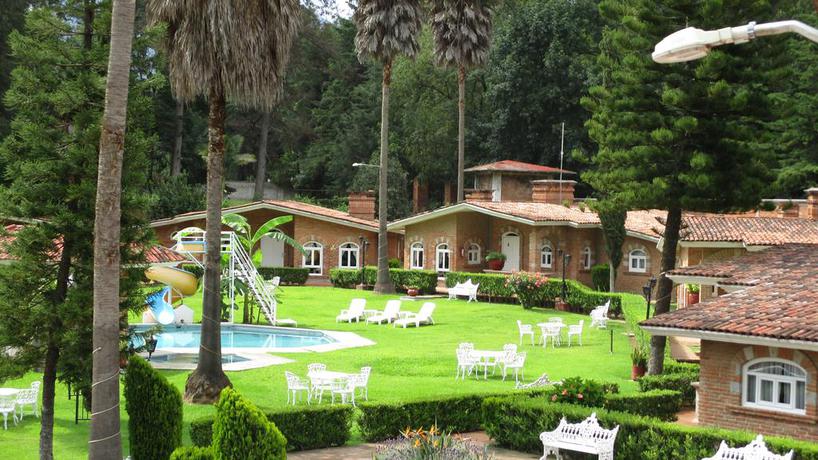 Imagen de los exteriores del Hotel VILLA MONARCA INN. Foto 3