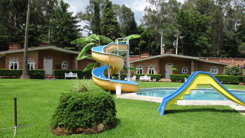 Imagen de los exteriores del Hotel VILLA MONARCA INN. Foto 5