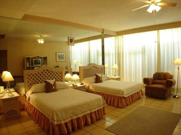 Imagen de la habitación del Hotel VILLA MONINI. Foto 4
