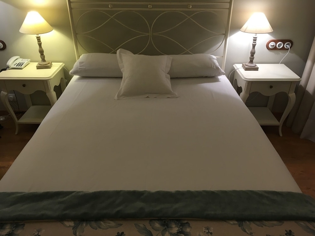 Imagen de la habitación del Hotel VILLA MONTER. Foto 3