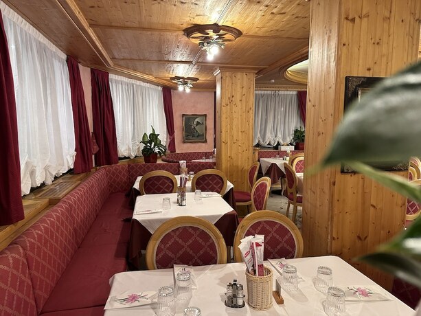 Imagen general del Hotel VILLA NUOVA. Foto 3