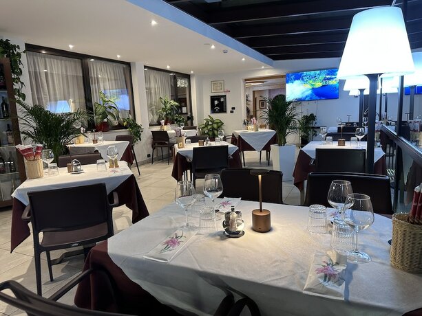 Imagen general del Hotel VILLA NUOVA. Foto 13