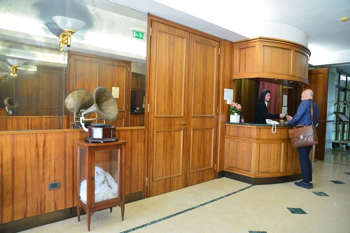 Imagen de los interiores del Hotel VILLA PANAZZA. Foto 19