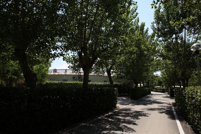 Imagen de los exteriores del Hotel VILLAGGIO LE MIMOSE. Foto 13