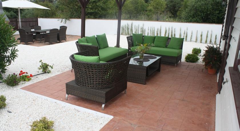 Imagen de los exteriores del Hotel VILLAS DEL ALBA. Foto 5