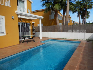 Imagen general del Hotel VILLAS LA LUNA. Foto 2