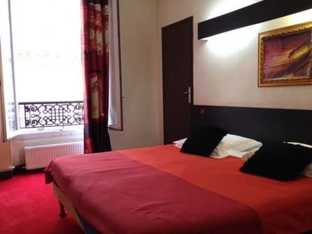 Imagen de la habitación del Hotel VINTIMILLE. Foto 10