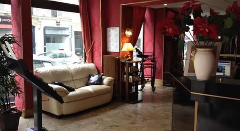 Imagen de los interiores del Hotel VINTIMILLE. Foto 17