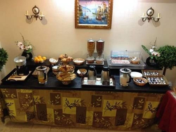 Imagen del bar/restaurante del Hotel VINTIMILLE. Foto 4