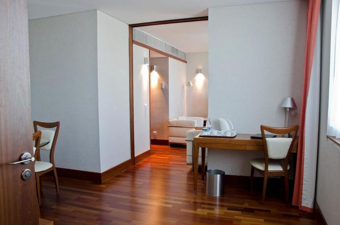 Imagen de la habitación del Hotel VIP Executive Art's. Foto 6