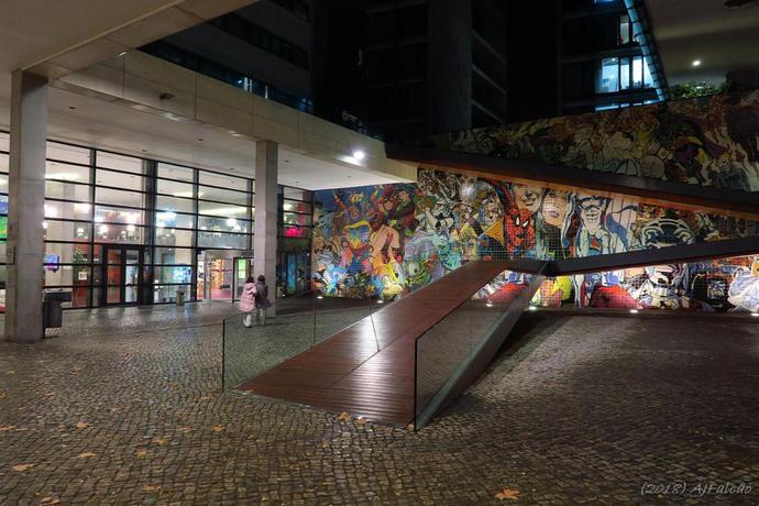 Imagen de los exteriores del Hotel VIP Executive Art's. Foto 12