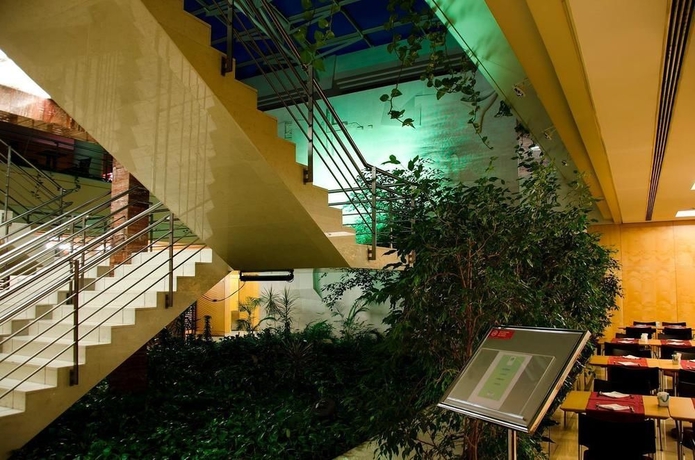 Imagen de los interiores del Hotel VIP Executive Entrecampos & Conference. Foto 12