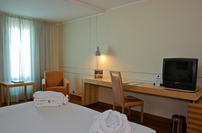 Imagen de la habitación del Hotel VIP Executive Entrecampos & Conference. Foto 5