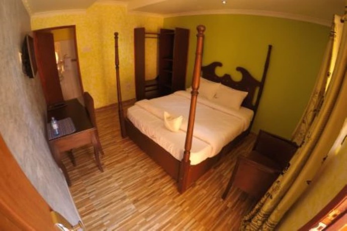 Imagen de la habitación del Hotel VIP Madeya. Foto 13