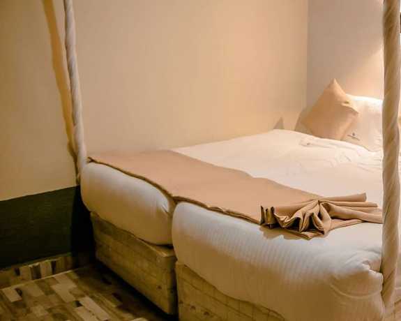 Imagen de la habitación del Hotel VIP Madeya. Foto 19