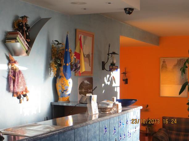 Imagen general del Hotel VIRGINIA R.H.. Foto 10