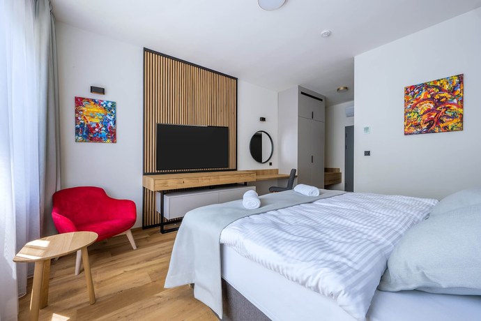 Imagen de la habitación del Hotel VISTA Resort and Club. Foto 6
