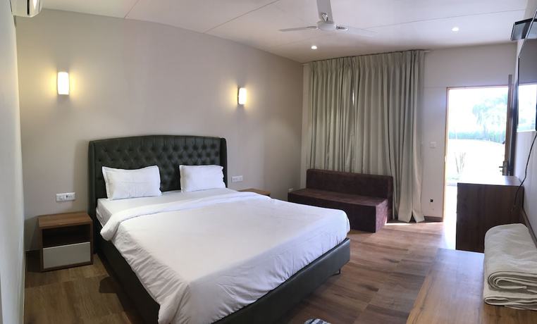 Imagen de la habitación del Hotel VITS Daman Devka Beach. Foto 14
