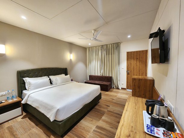 Imagen de la habitación del Hotel VITS Daman Devka Beach. Foto 15