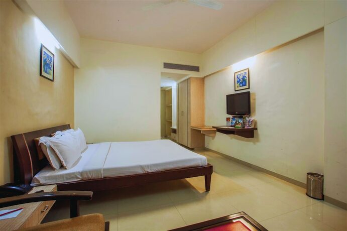 Imagen de la habitación del Hotel VITS Shalimar Ankleshwar. Foto 17