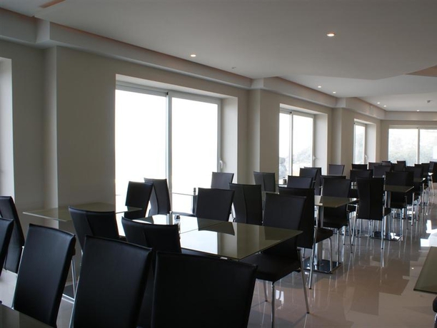 Imagen general del Hotel VIU57. Foto 2