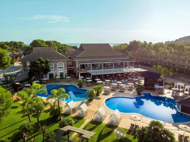 Imagen de los exteriores del Hotel VIVA Cala Mesquida Suites & Spa Adults Only. Foto 15