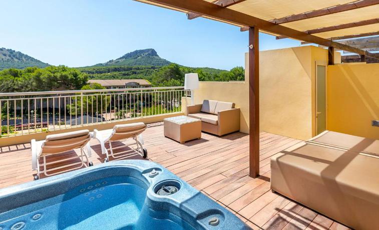 Imagen de la habitación del Hotel VIVA Cala Mesquida Suites & Spa Adults Only. Foto 9