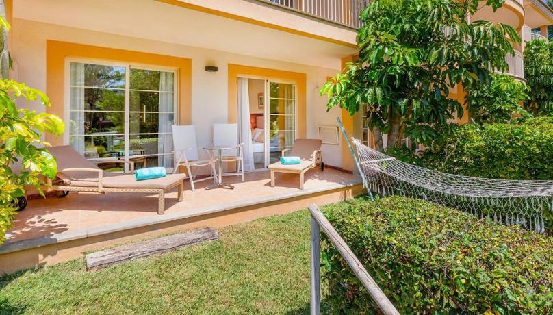 Imagen de los exteriores del Hotel VIVA Cala Mesquida Suites & Spa Adults Only. Foto 18