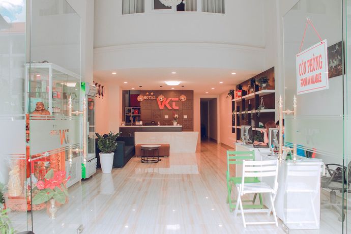 Imagen de los interiores del Hotel VKT. Foto 17