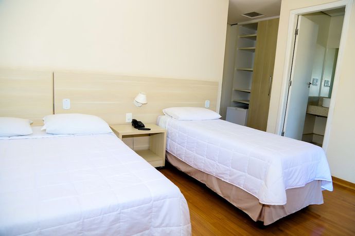 Imagen de la habitación del Hotel VOA Rezende. Foto 9