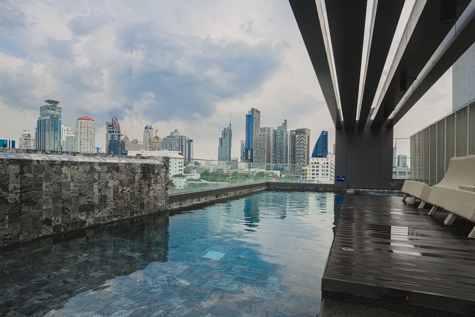 Imagen de la piscina del Hotel VOQUE and Serviced Residence Sukhumvit 51. Foto 15
