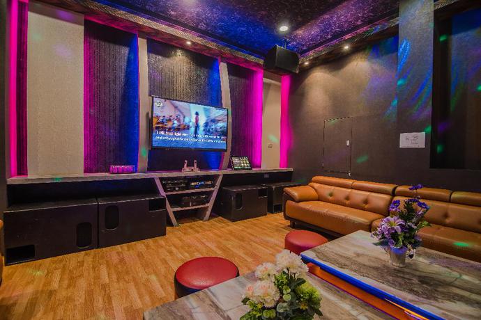 Imagen del bar/restaurante del Hotel VOUK VILLAGE. Foto 6