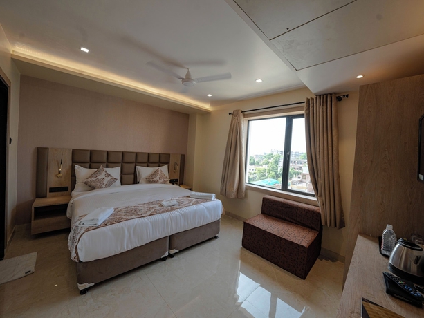 Imagen de la habitación del Hotel VR Lux. Foto 4