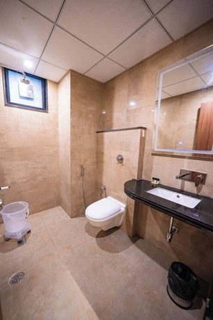Imagen de la habitación del Hotel VR Lux. Foto 13