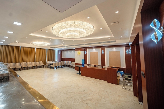 Imagen de los interiores del Hotel VR Lux. Foto 16