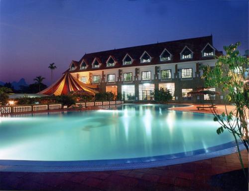 Imagen general del Hotel VResort Kim Boi - Hoa Binh. Foto 1