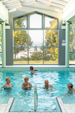 Imagen de la piscina del Hotel VVF Blériot-Plage. Foto 18