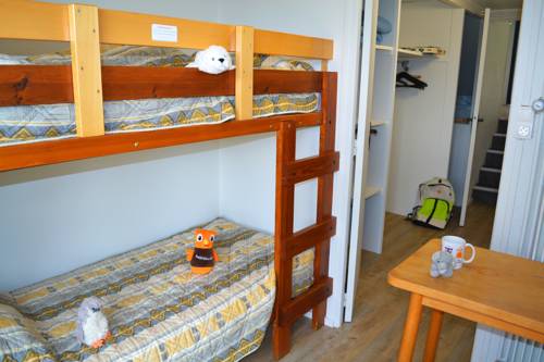 Imagen de la habitación del Hotel VVF Haute Loire Saint-Julien-Chapteuil. Foto 6