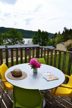 Imagen general del Hotel VVF Jura Lac de Vouglans, Maisod. Foto 5