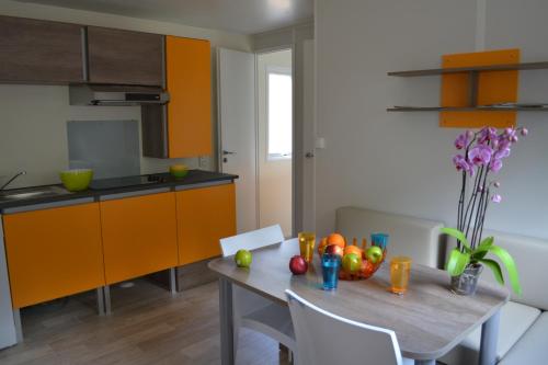 Imagen de la habitación del Hotel VVF Montagnac H&eacute;rault, Bessilles. Foto 9