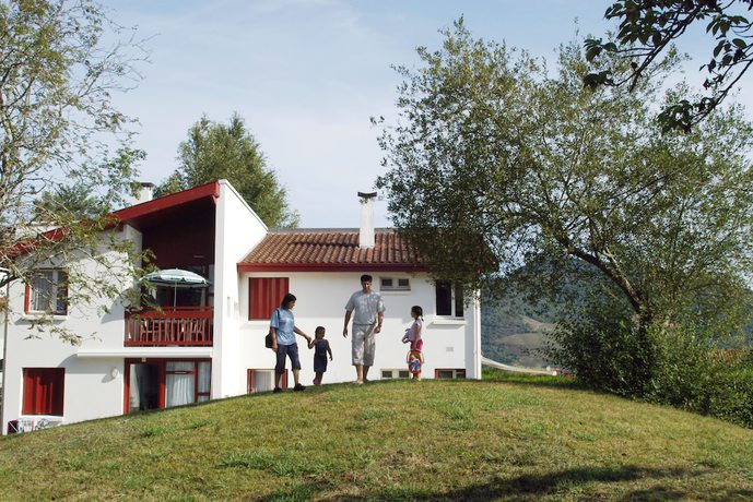 Imagen de los exteriores del Hotel VVF Villages L'Escale Basque. Foto 16