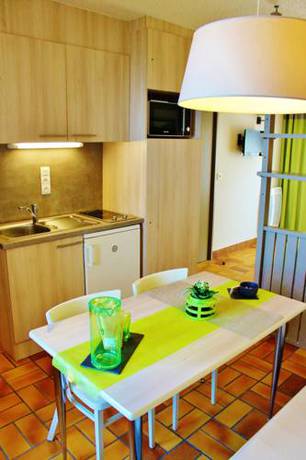 Imagen de la habitación del Hotel VVF Villages « Les Rives du Léman » Évian-les-Bains. Foto 7