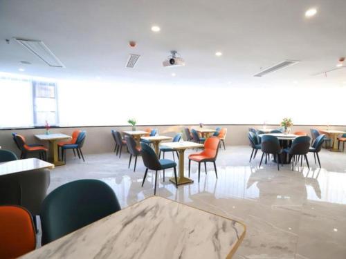 Imagen general del Hotel VX Jiangsu Taizhou Xinghua RT-Mart. Foto 6